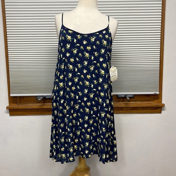 Altar’d State NWT Blue Floral Spaghetti Strap Mini Dress Size Small - Picture 1 of 10